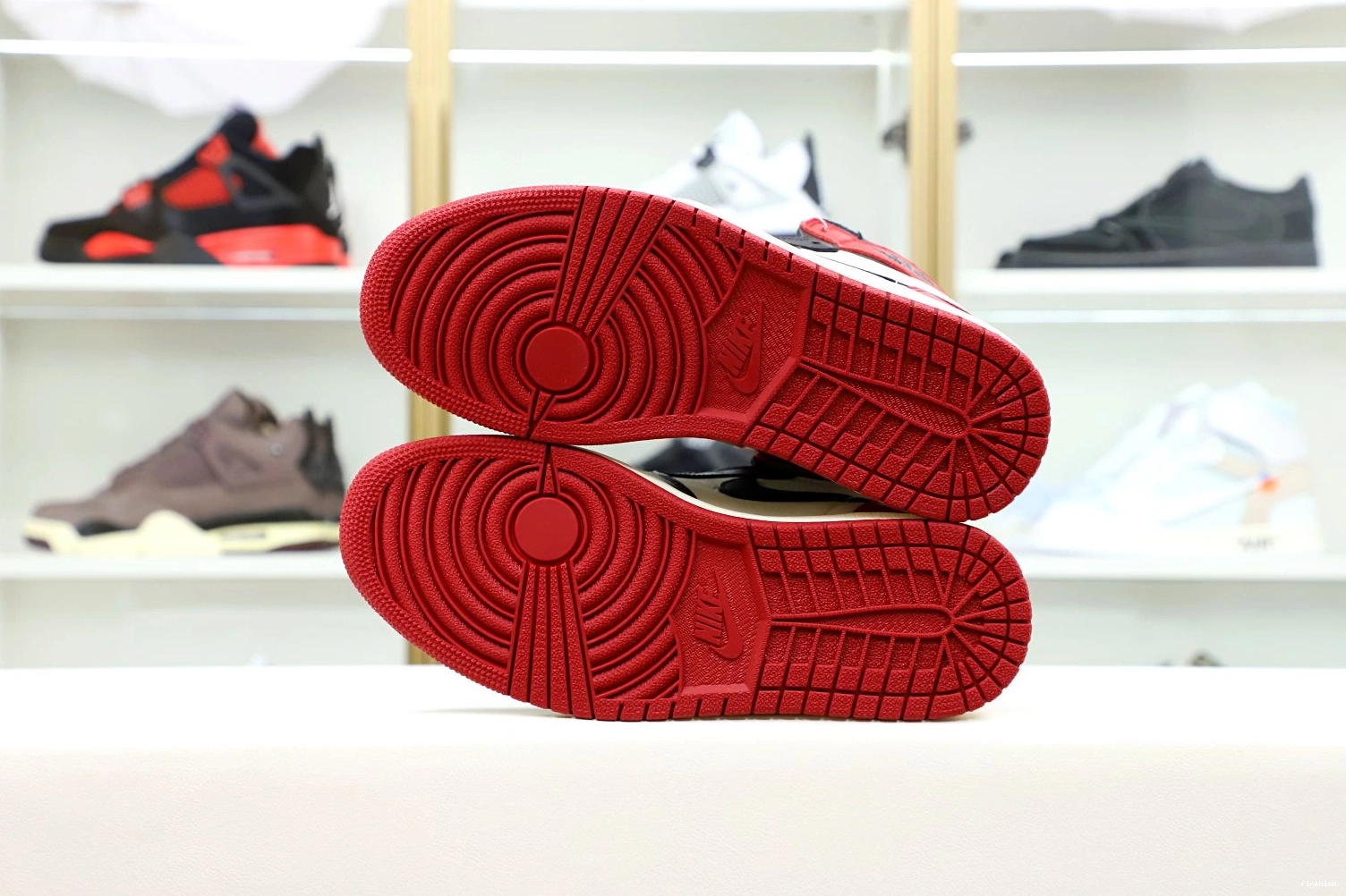 RETRO OG AIR HIGH TOE' 'BRED JORDAN 1 0114